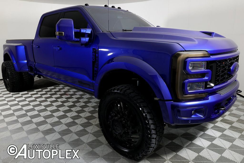 Used 2026 Ford F450 Platinum w/ FX4 Off-Road Package image 3