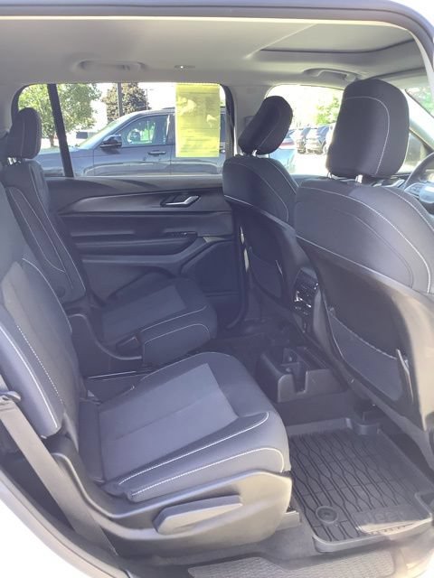 Certified 2023 Jeep Grand Cherokee L Laredo w/ Luxury Tech Group I AWD/4WD image 20