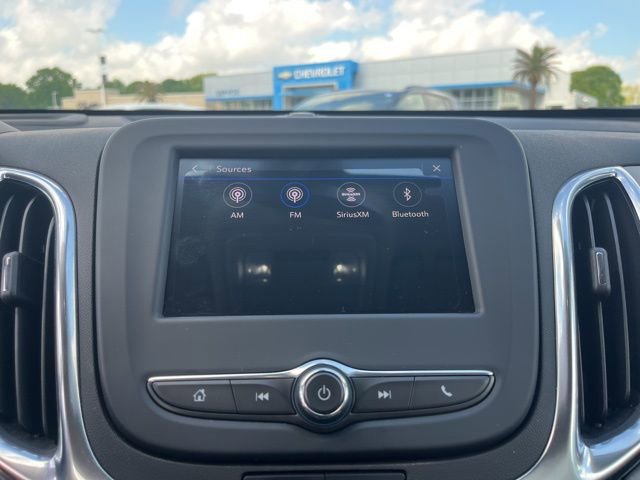 Used 2022 Chevrolet Equinox LS w/ Driver Confidence II Package image 24