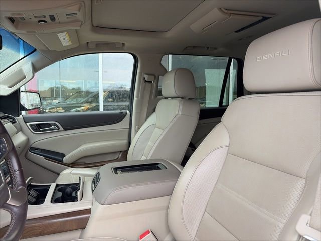 Used 2019 GMC Yukon Denali w/ Denali Ultimate Package image 9