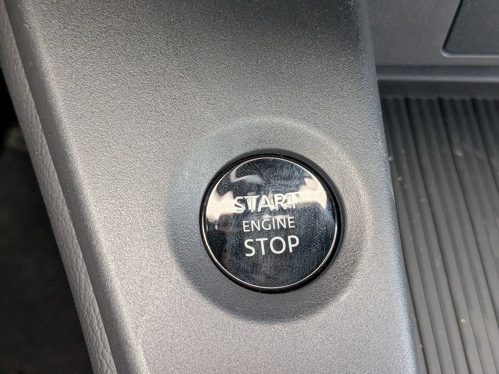 New 2026 Nissan Sentra SR FWD image 15