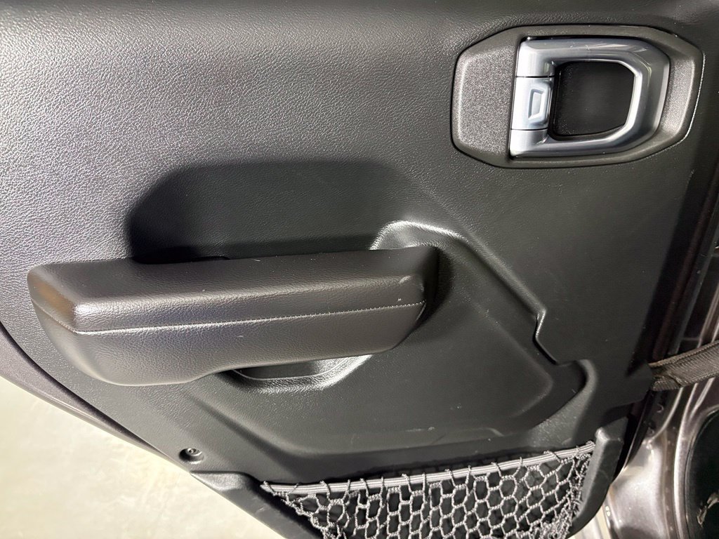 Used 2021 Jeep Wrangler Unlimited Sport AWD/4WD image 33