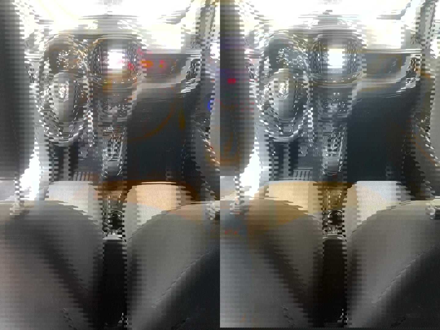 Used 2022 RAM ProMaster City Wagon w/ Lights & Wheels Group image 13