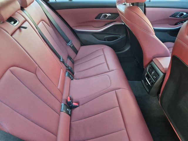 Used 2026 BMW 330i Sedan w/ Convenience Package RWD image 21