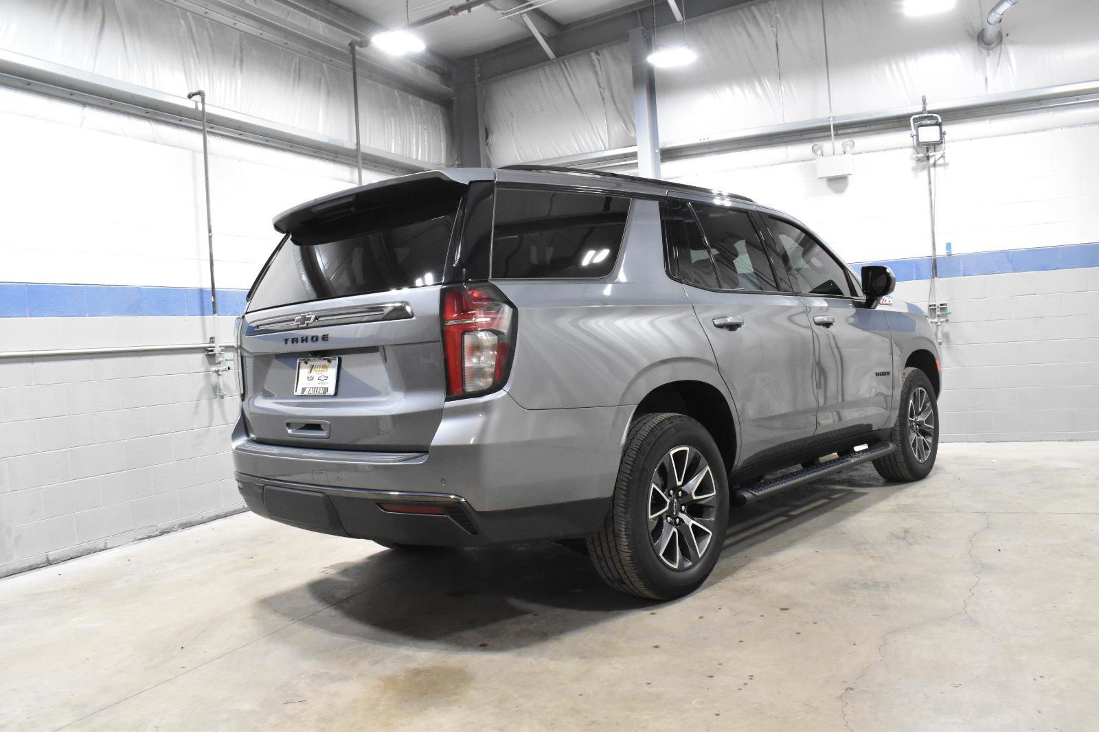 Used 2021 Chevrolet Tahoe Z71 AWD/4WD image 32