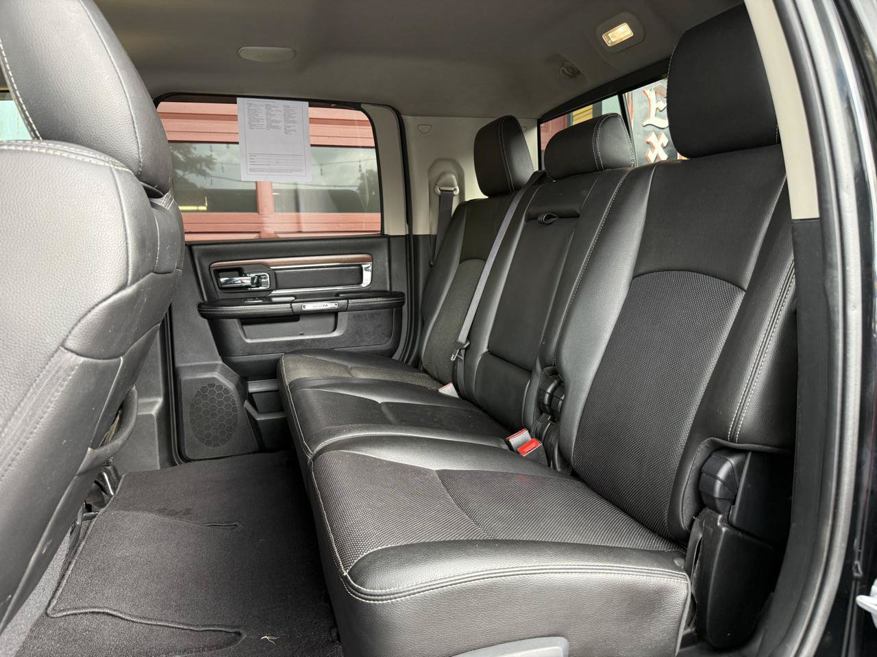 Used 2015 RAM 2500 Laramie AWD/4WD image 17