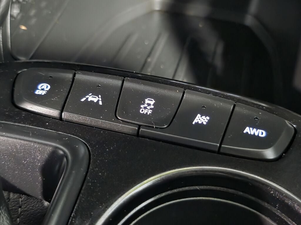 Used 2022 Chevrolet TrailBlazer LT w/ Convenience Package AWD/4WD image 17