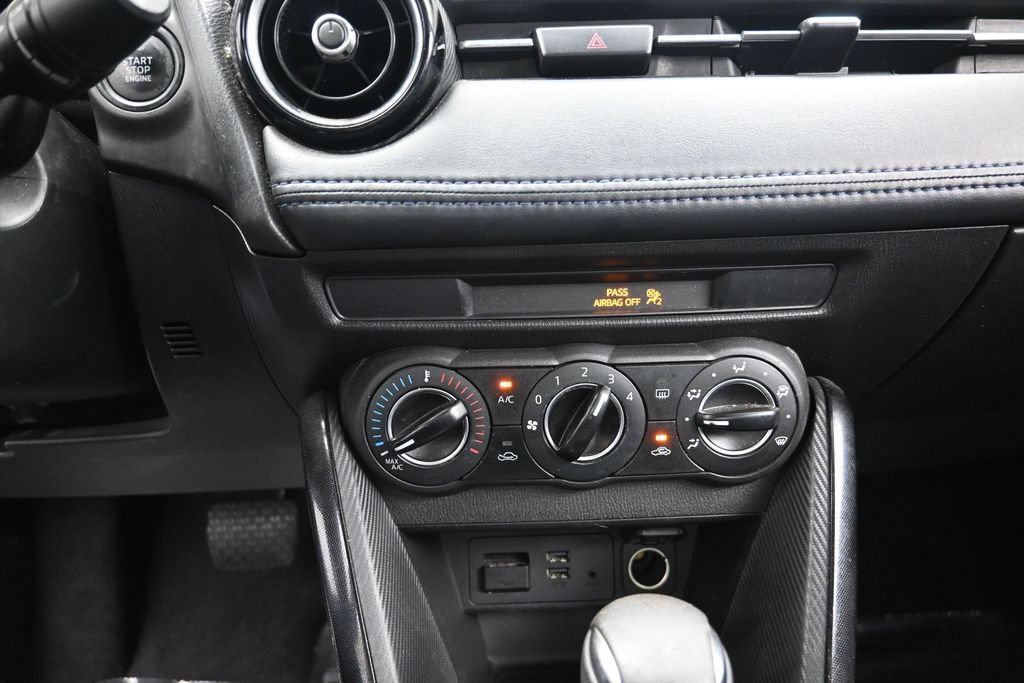 Used 2016 Scion iA FWD image 13
