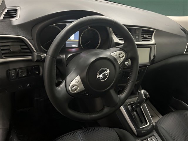 Used 2019 Nissan Sentra SR image 18