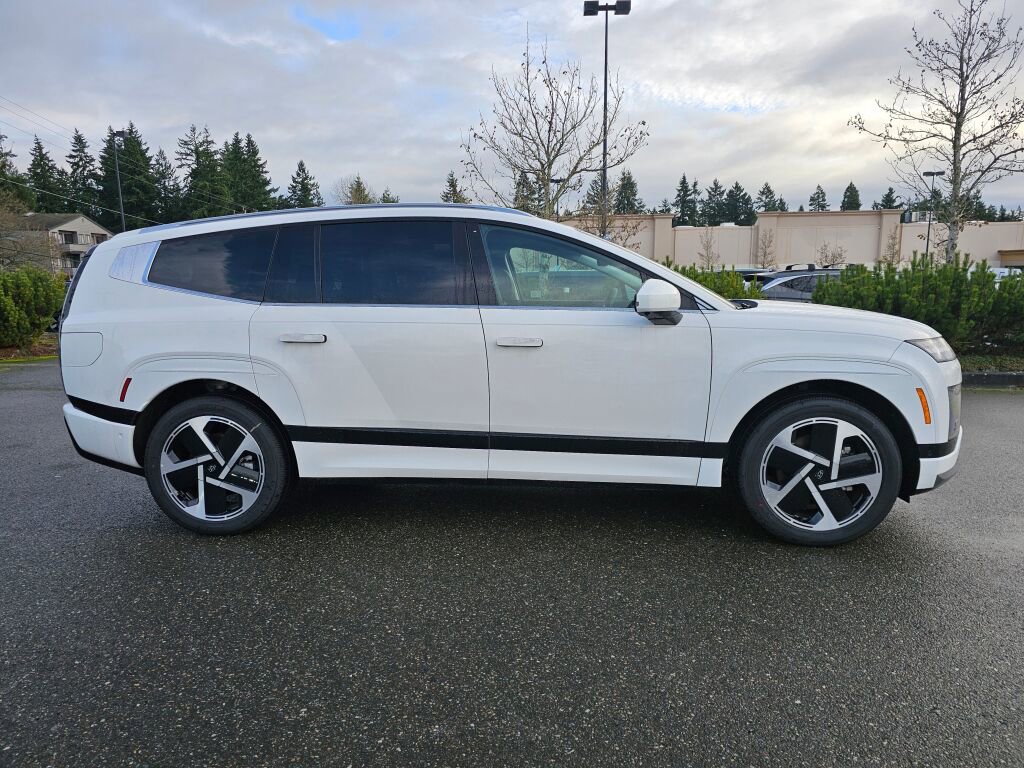 New 2026 Hyundai Ioniq 9 Calligraphy image 8