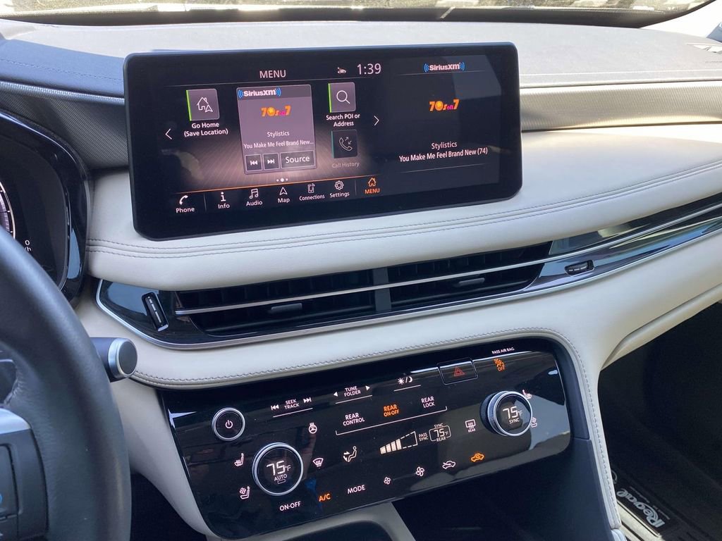 Used 2023 INFINITI QX60 Luxe w/ Vision Package AWD/4WD image 26