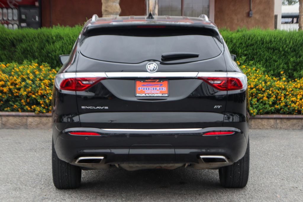 Used 2024 Buick Enclave Essence w/ Sport Touring Edition FWD image 7