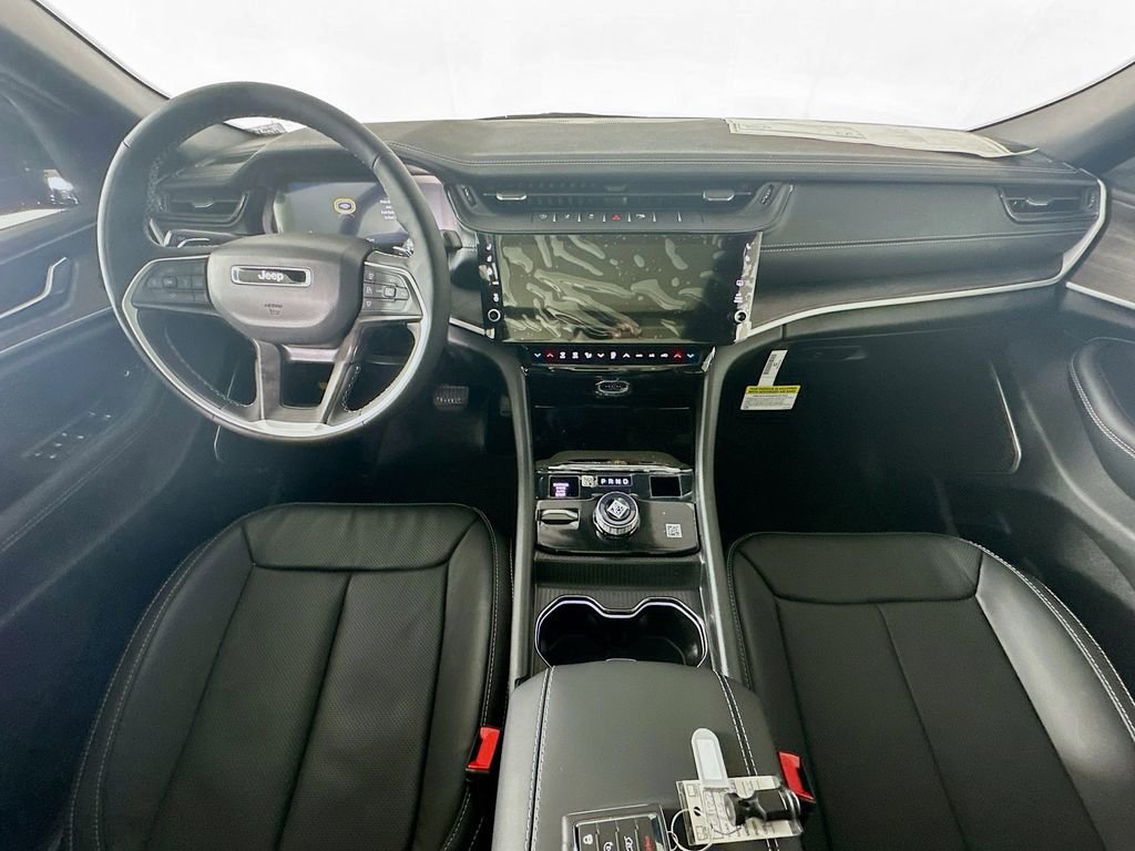 New 2026 Jeep Grand Cherokee Limited Reserve image 9