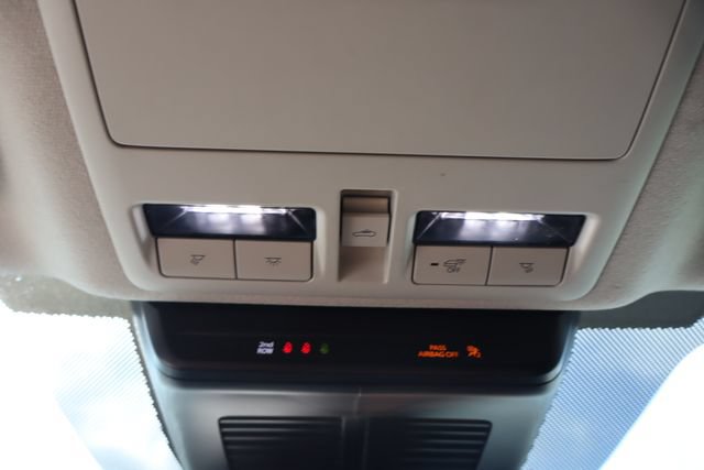 Used 2024 MAZDA MAZDA3 s FWD image 40