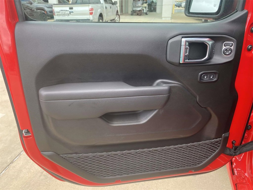 New 2025 Jeep Gladiator Sport image 12