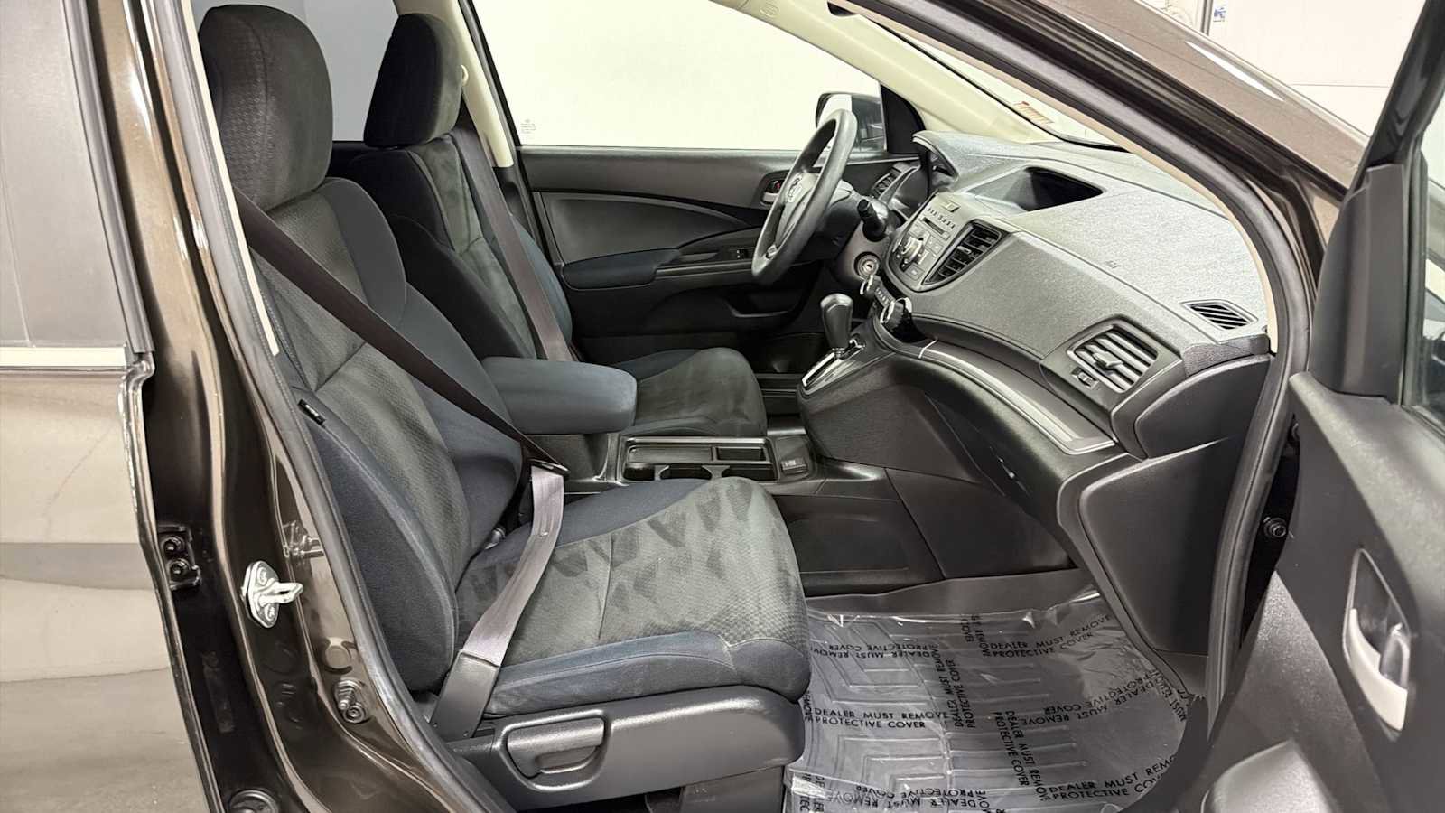 Used 2015 Honda CR-V LX image 28