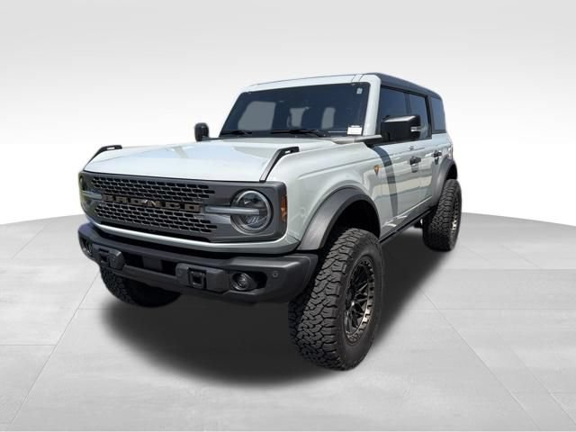 Used 2023 Ford Bronco Badlands AWD/4WD image 3