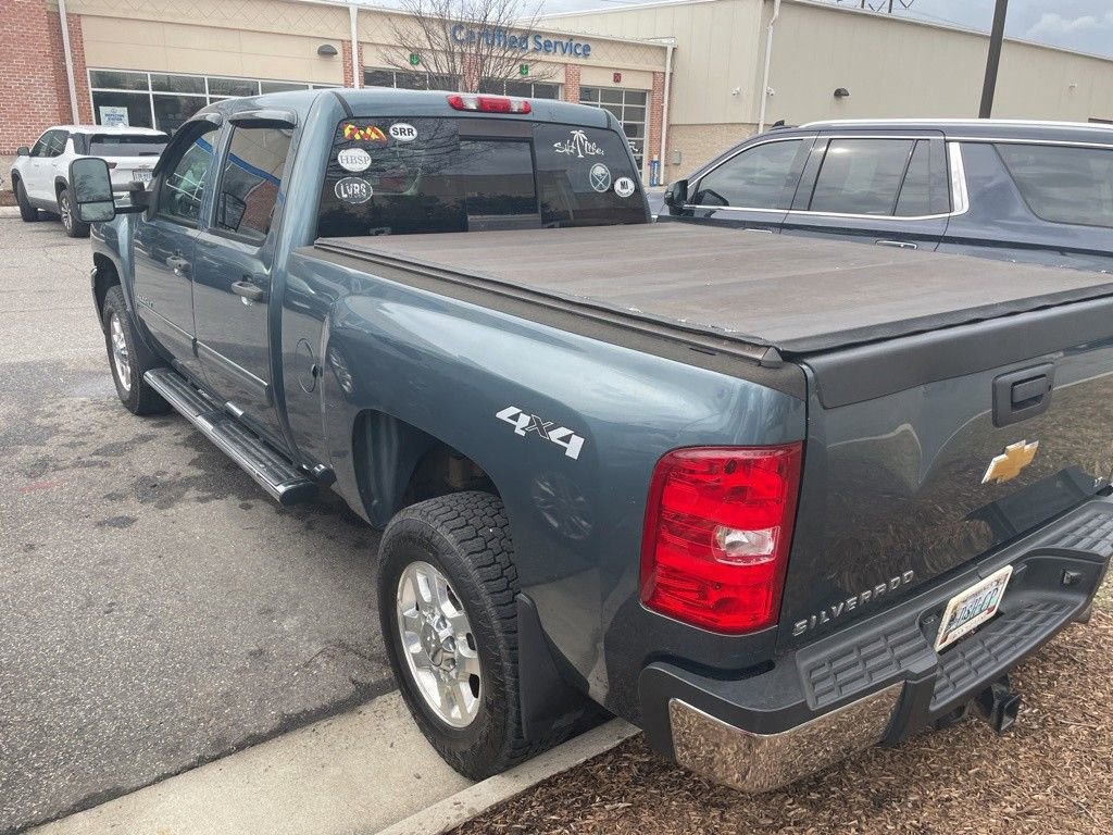 Used 2012 Chevrolet Silverado 3500 LT w/ Interior Plus Package AWD/4WD image 4
