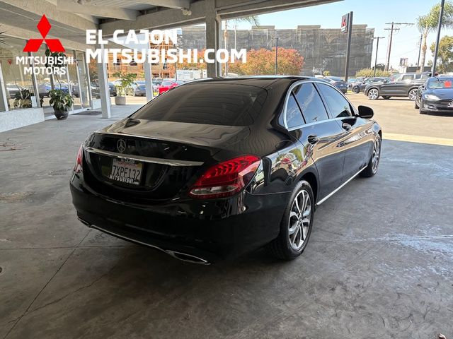 Used 2017 Mercedes-Benz C 300 Sedan image 4