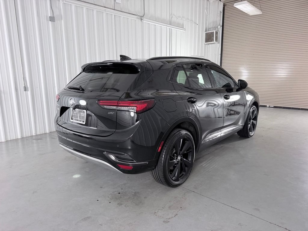 Used 2023 Buick Envision Essence w/ Sport Touring Package AWD/4WD image 5
