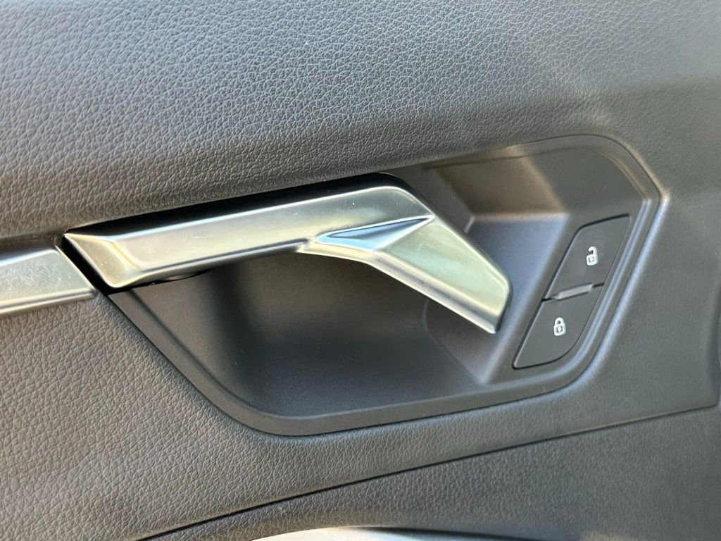 Used 2021 Audi Q3 2.0T Premium Plus w/ Premium Plus Package image 19