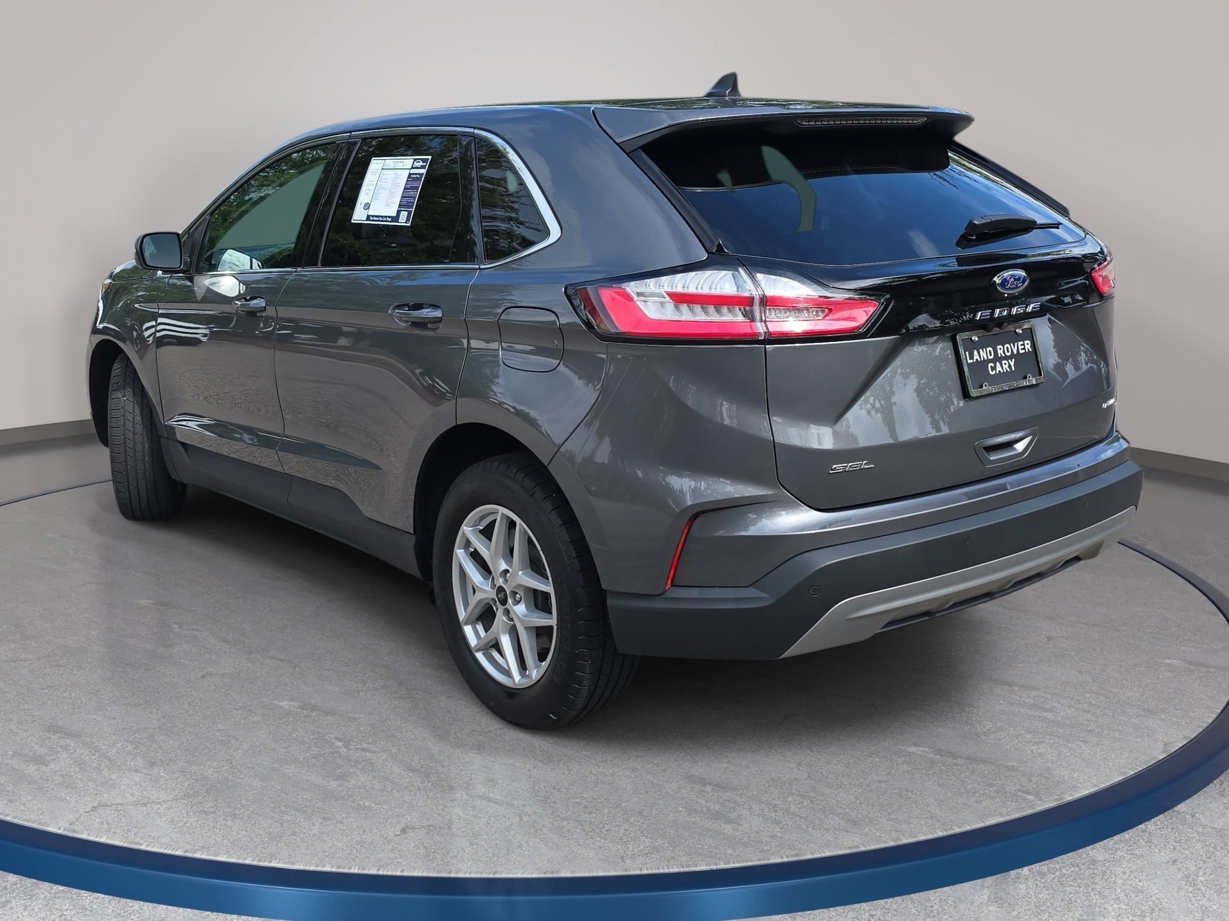 Used 2024 Ford Edge SEL w/ Convenience Package AWD/4WD image 7