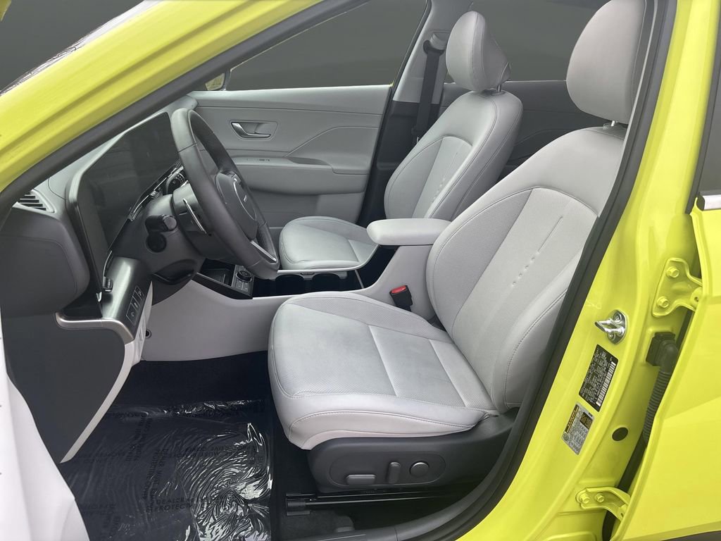 Used 2024 Hyundai Kona Limited image 4