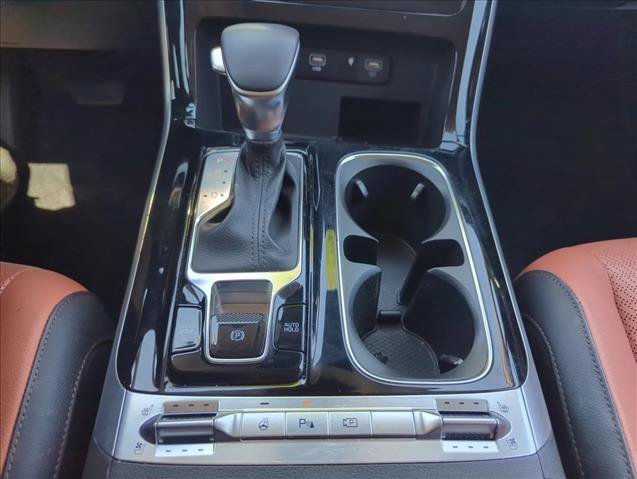 Used 2024 Kia Carnival SX Prestige FWD image 16