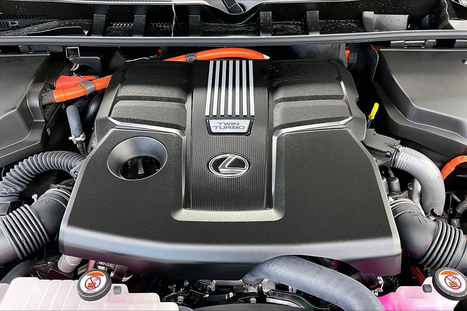 New 2026 Lexus LX 700h Luxury w/ Appearance Package AWD/4WD image 17