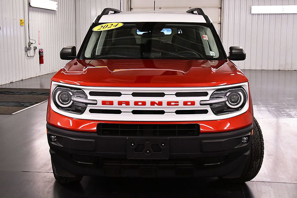 Used 2024 Ford Bronco Sport Heritage w/ Heritage Convenience Package AWD/4WD image 2