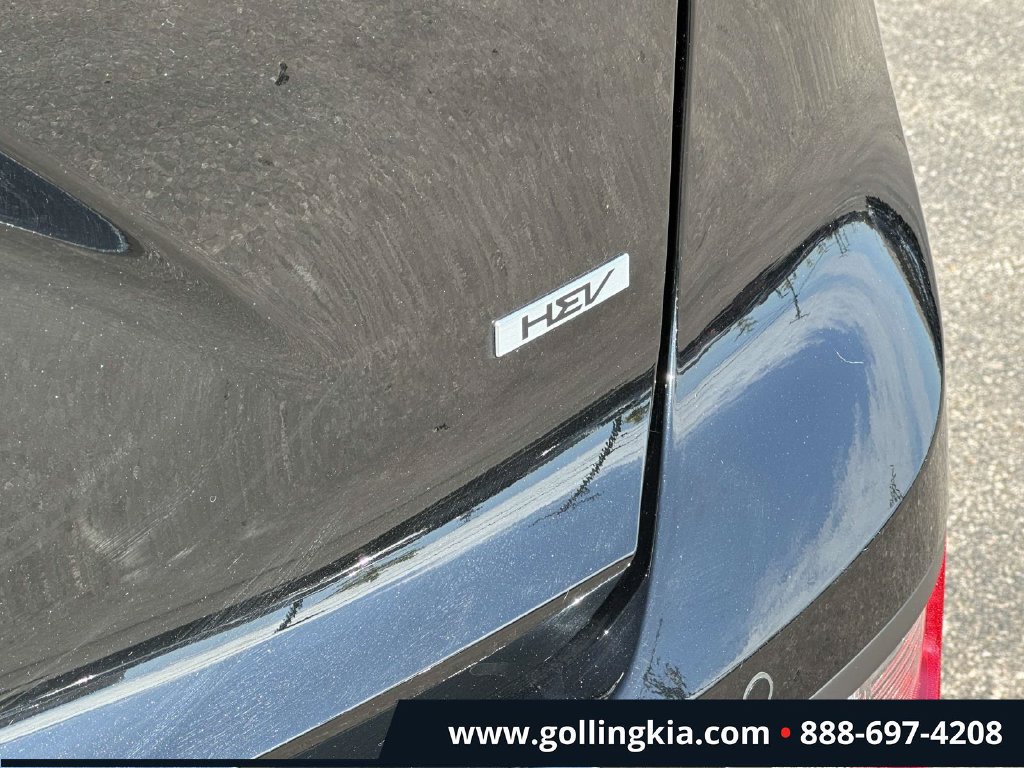 Certified 2025 Kia Niro EX FWD image 8