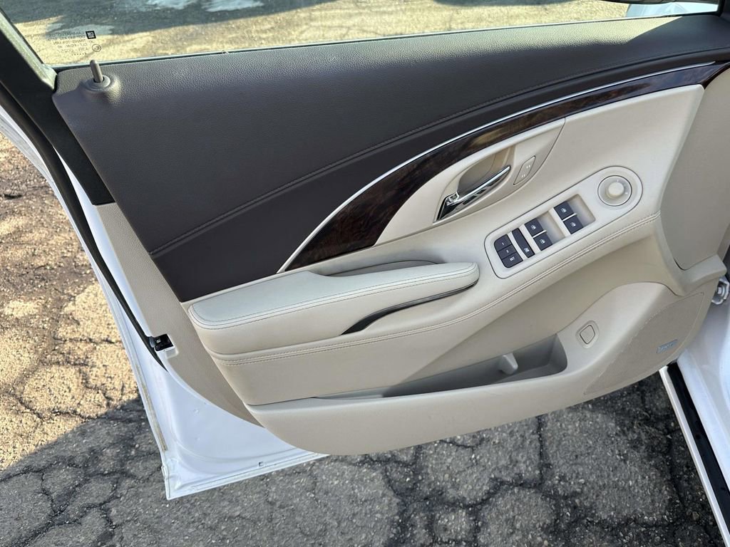 Used 2015 Buick LaCrosse Leather w/ Experience Buick Package image 16