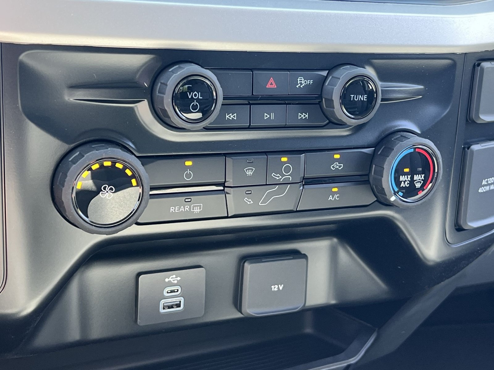 New 2026 Ford F250 XL w/ STX Appearance Package AWD/4WD image 20