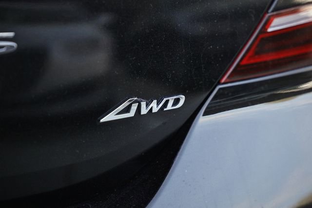 Used 2022 Genesis G70 2.0T w/ Prestige Package image 10