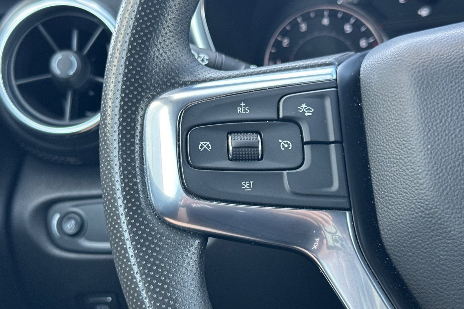 Certified 2023 Chevrolet Blazer LT image 35