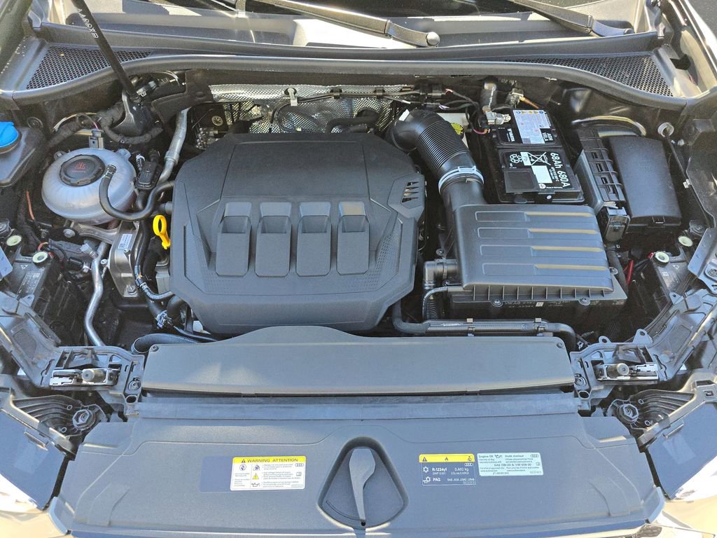 Certified 2025 Audi Q3 2.0T Premium w/ Convenience Package image 31