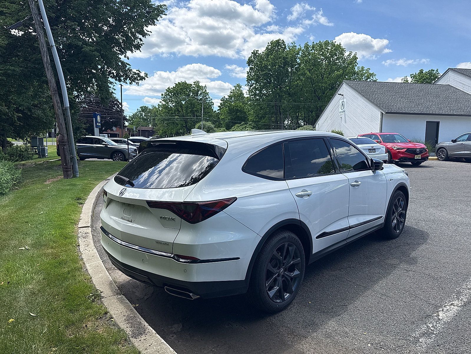 Certified 2023 Acura MDX A-Spec AWD/4WD image 3
