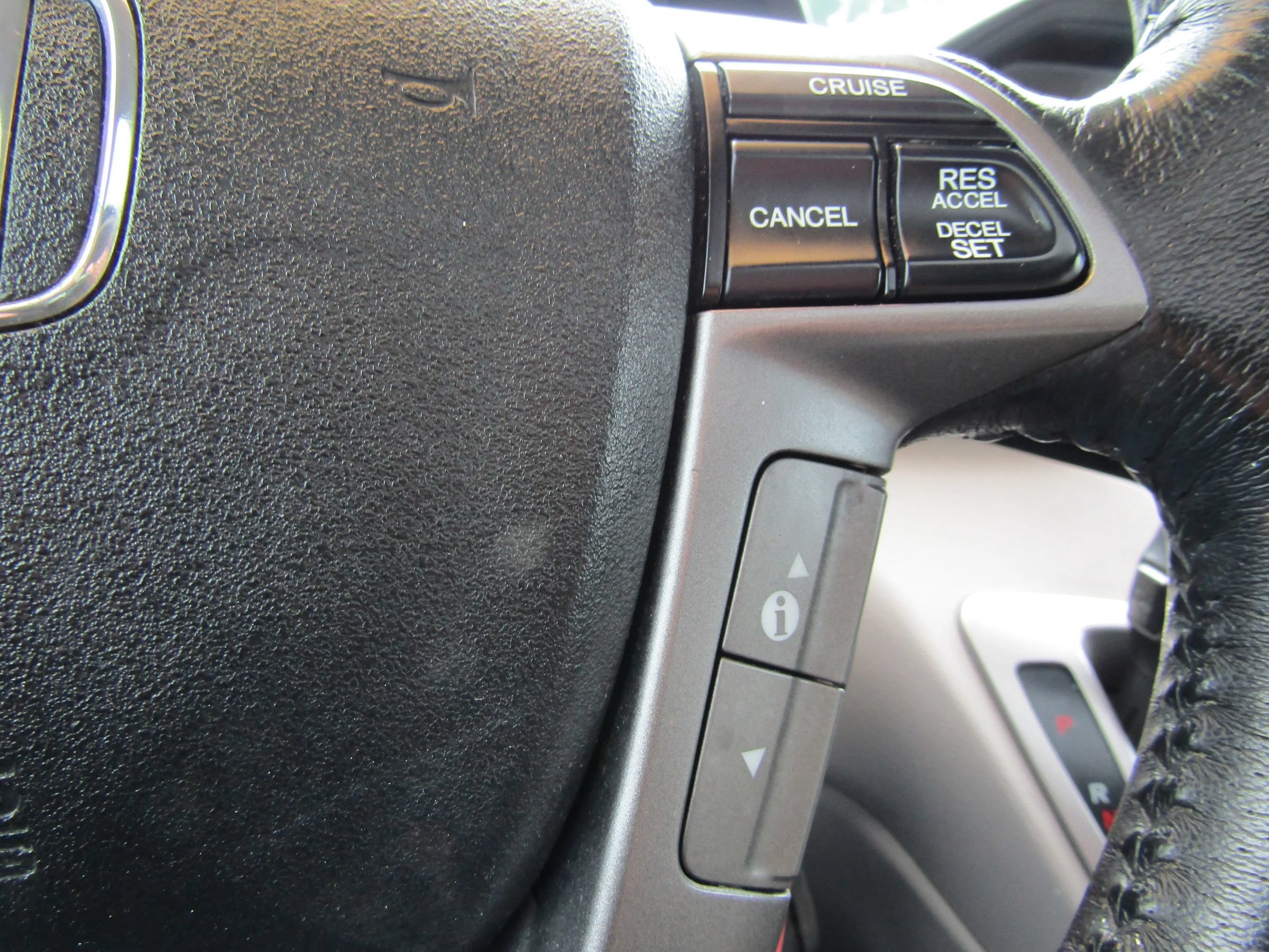 Used 2012 Honda Odyssey Touring image 21