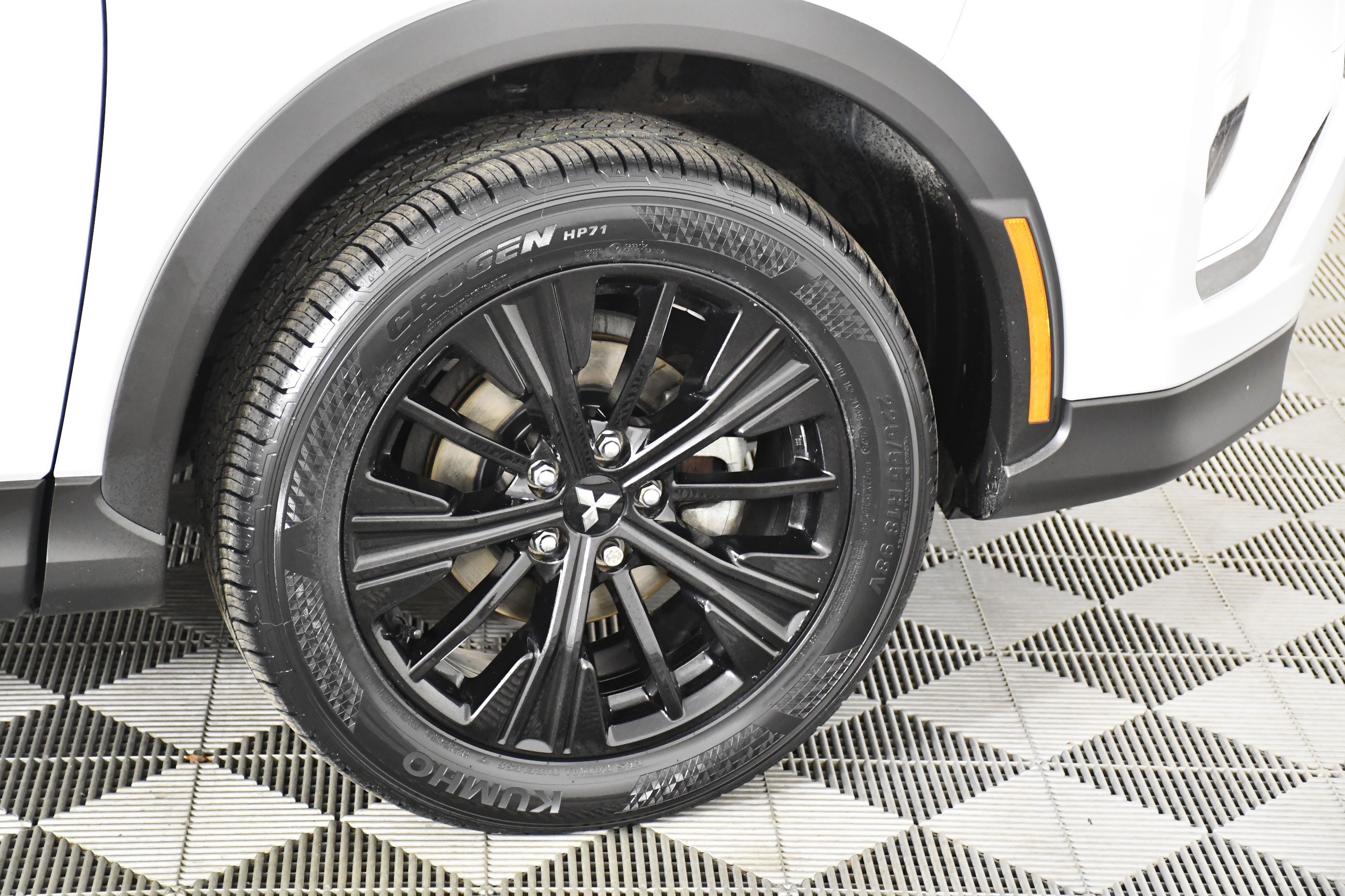 Used 2022 Mitsubishi Eclipse Cross LE image 51