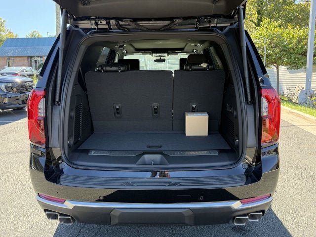 New 2026 GMC Yukon Denali w/ Denali Reserve Package AWD/4WD image 12