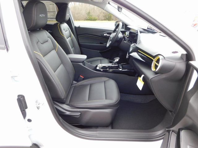 New 2026 Chevrolet Trax ACTIV w/ Driver Confidence Package image 17