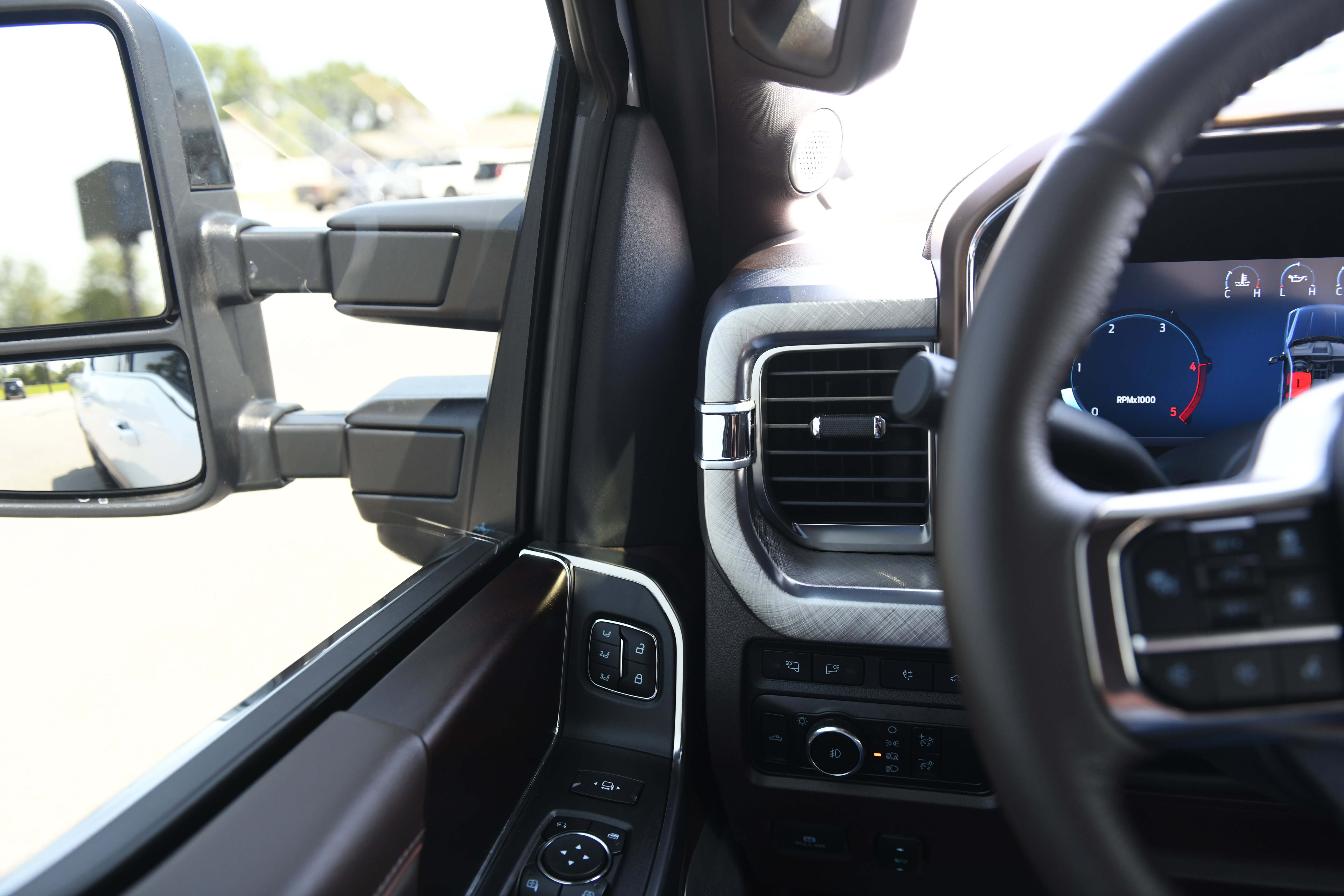 Used 2024 Ford F250 King Ranch w/ Tremor Off-Road Package AWD/4WD image 23