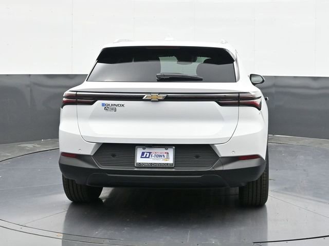 New 2026 Chevrolet Equinox EV LT image 11