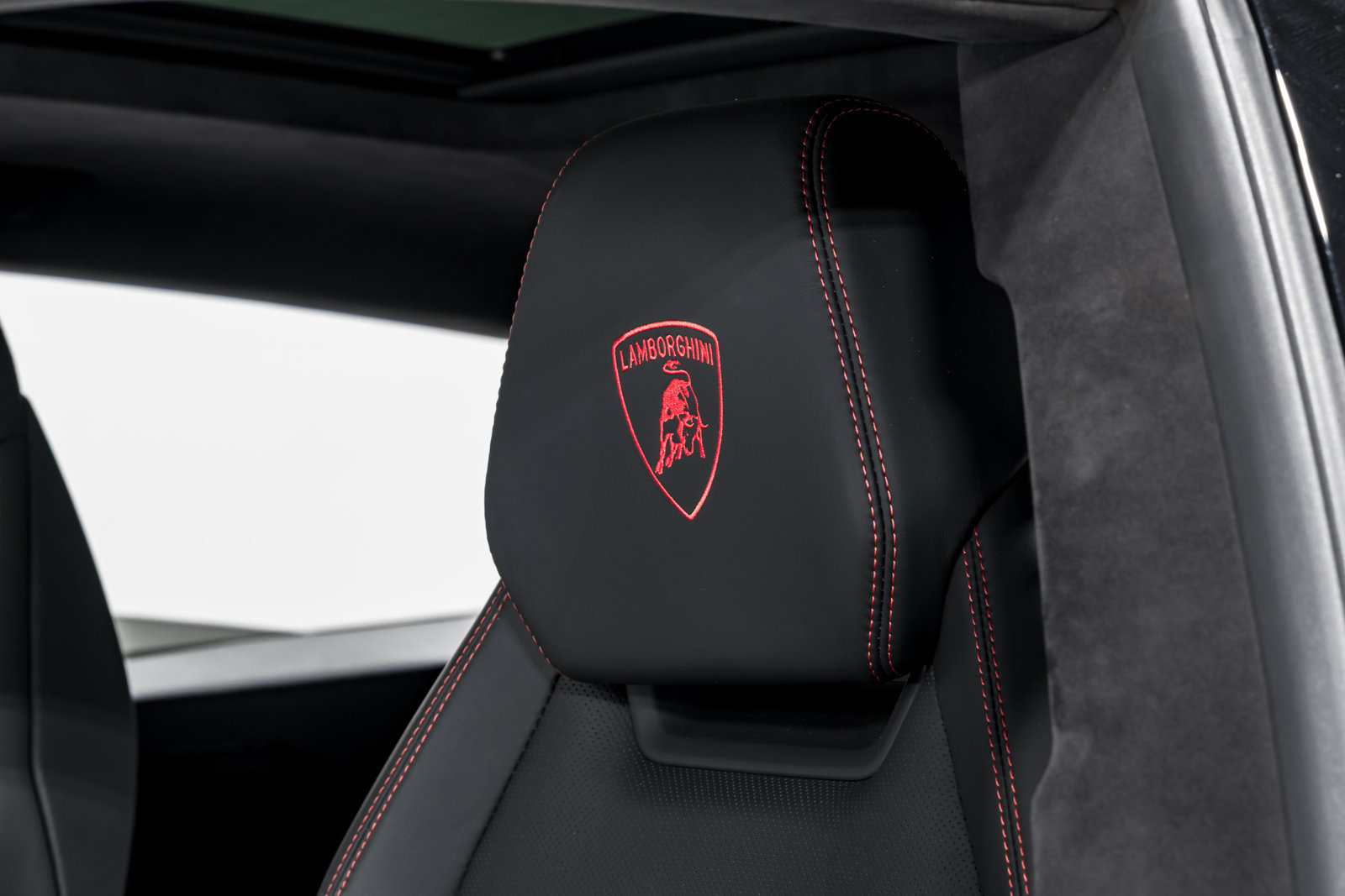Used 2024 Lamborghini Urus S AWD/4WD image 20