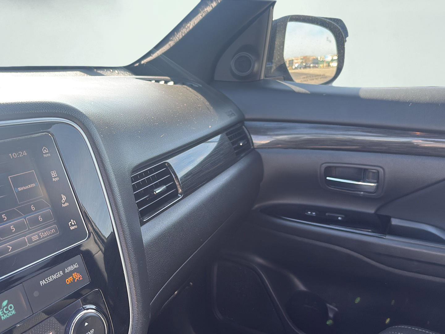 Used 2018 Mitsubishi Outlander LE FWD image 17