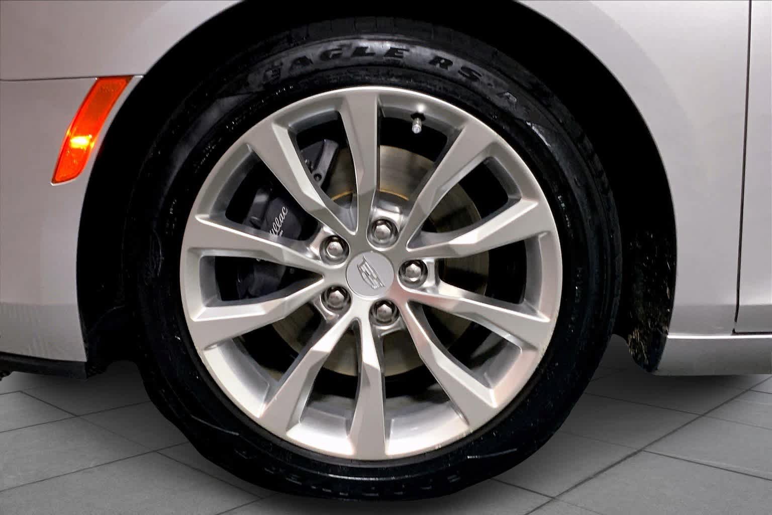 Used 2016 Cadillac XTS Luxury w/ Driver Awareness Package FWD image 11