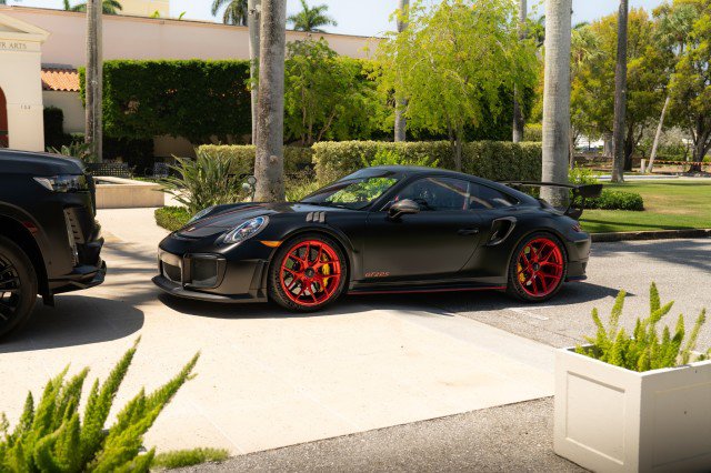Used 2018 Porsche 911 GT2 RS RWD image 62