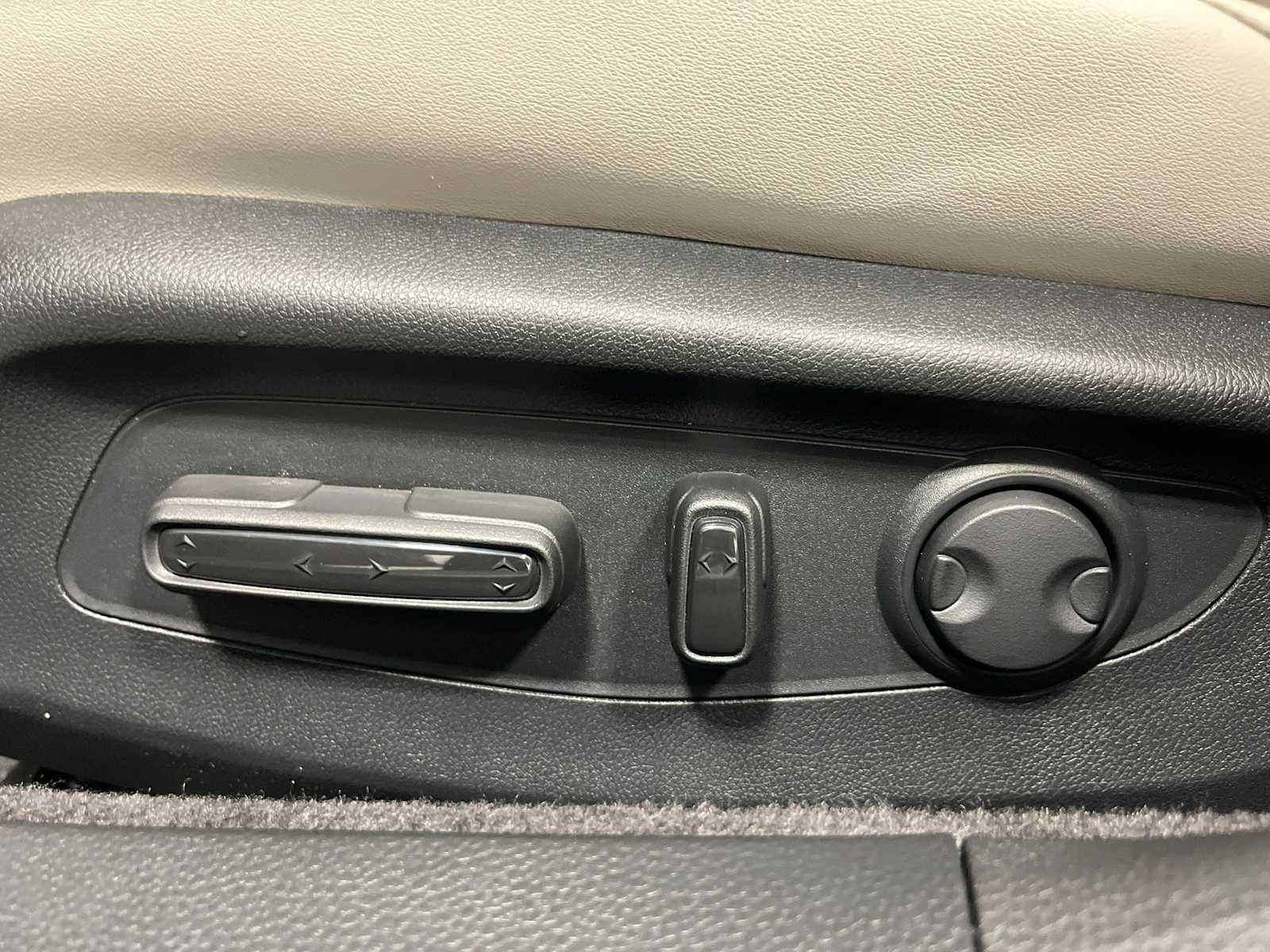 New 2026 Honda Accord EX-L image 12