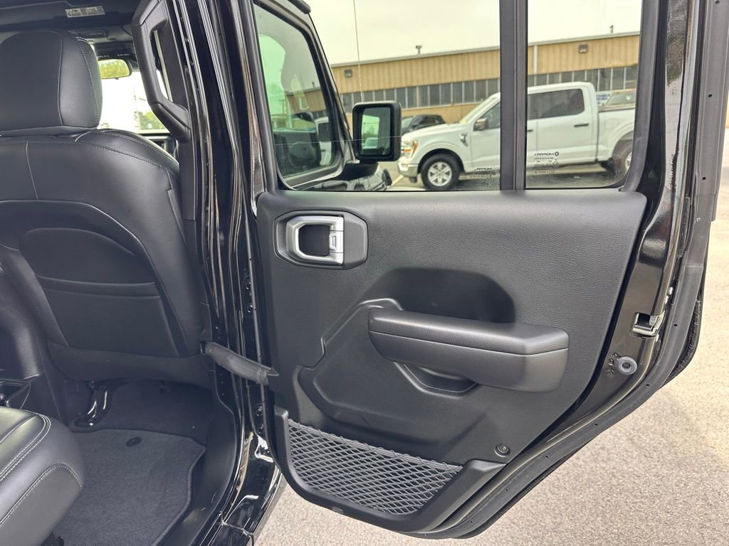 Used 2021 Jeep Wrangler Unlimited Sport image 19