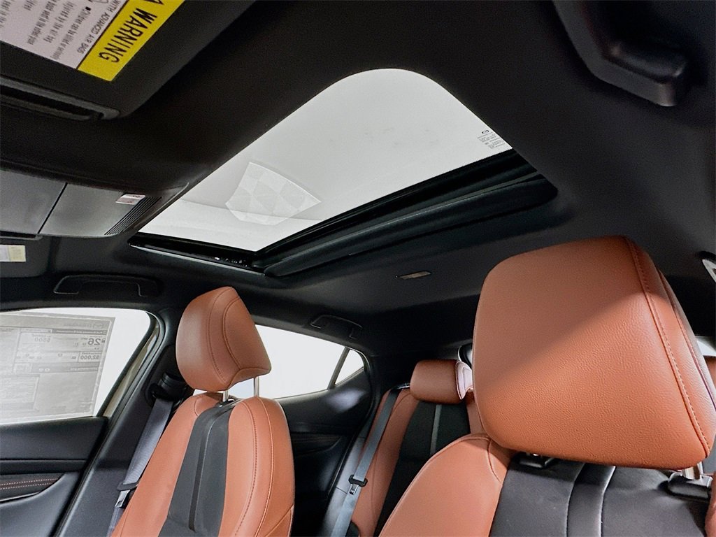 New 2025 MAZDA MAZDA3 Carbon image 11